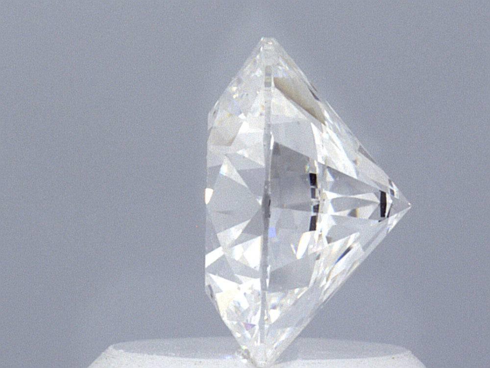 1.06 Carat Round Brilliant Lab Diamond Solitaire Engagement Ring - Shape of Brilliant