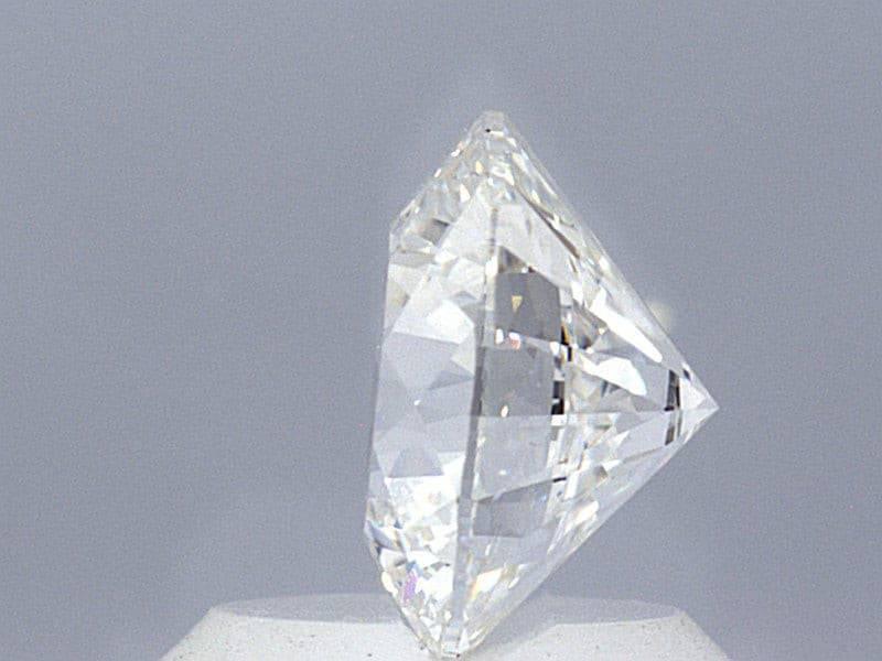 1.31 Carat Lab Grown Diamond Wedding Ring - Shape of Brilliant