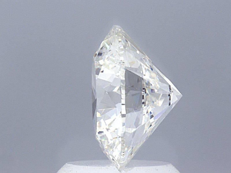 2.07 Carat Lab Grown Diamond Wedding Ring - Shape of Brilliant