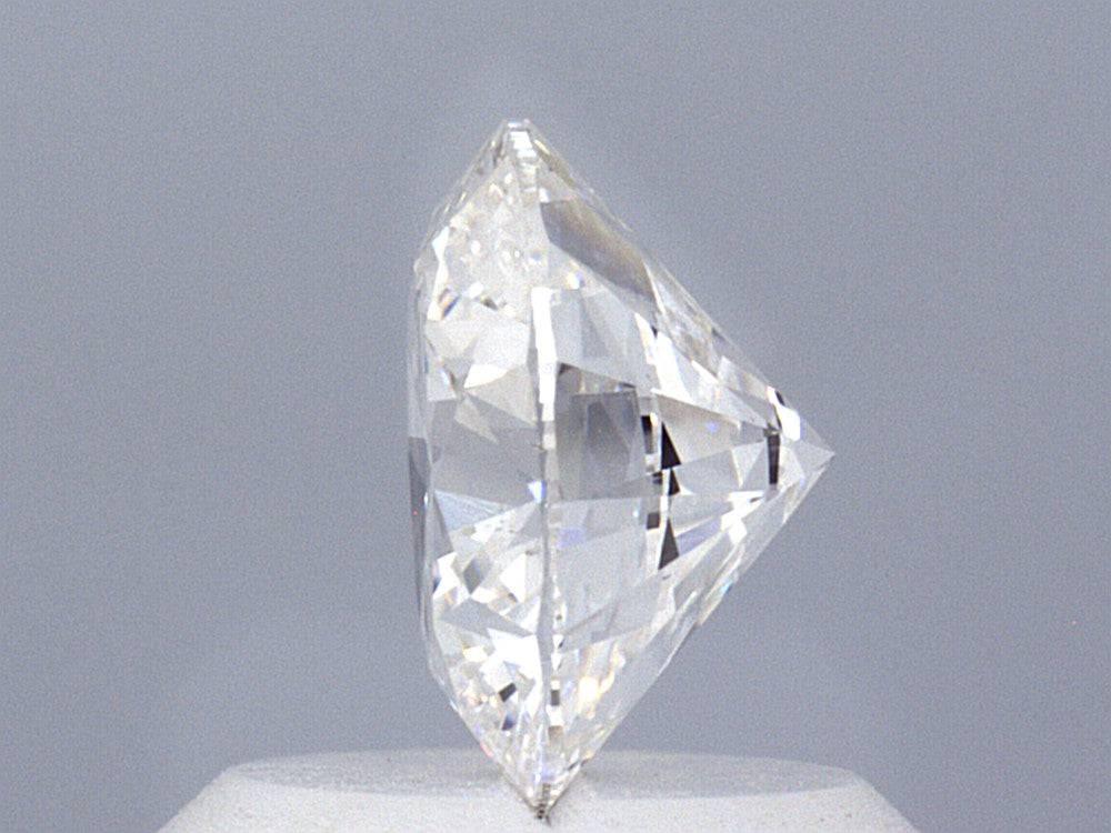 1 Carat Round Brilliant Lab Diamond Engagement Ring - Shape of Brilliant