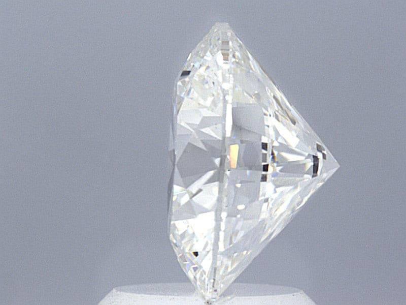 2.5 Carat Lab Created Diamond Engagement Ring - Shape of Brilliant